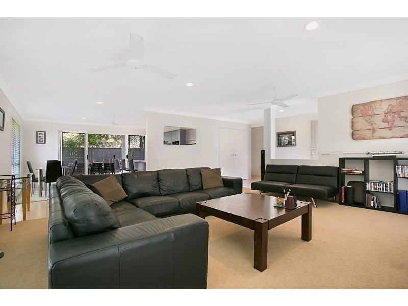 31 Seville Circuit, Burleigh Waters QLD 4220