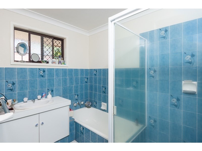 2/24 Macaw Avenue, Miami QLD 4220