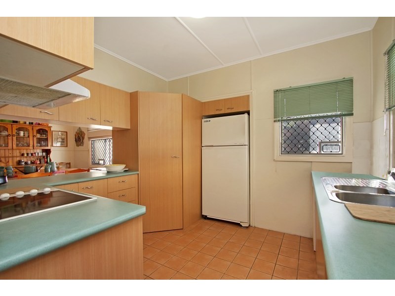 2097 Gold Coast Highway, Miami QLD 4220