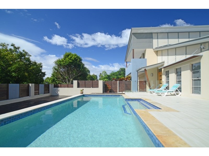 8 Gilgandra Close, Reedy Creek QLD 4227