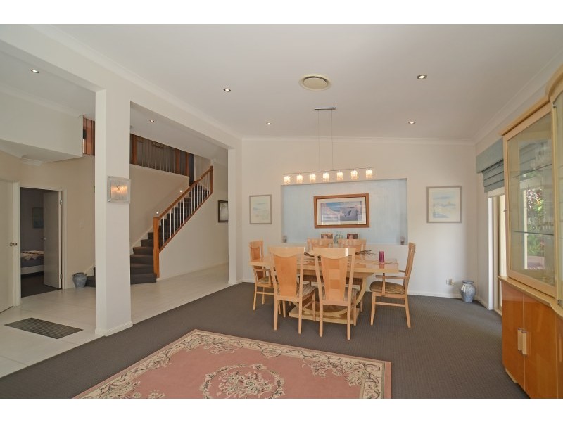 8 Gilgandra Close, Reedy Creek QLD 4227