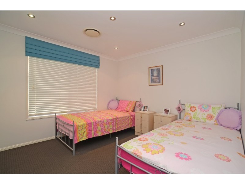 8 Gilgandra Close, Reedy Creek QLD 4227