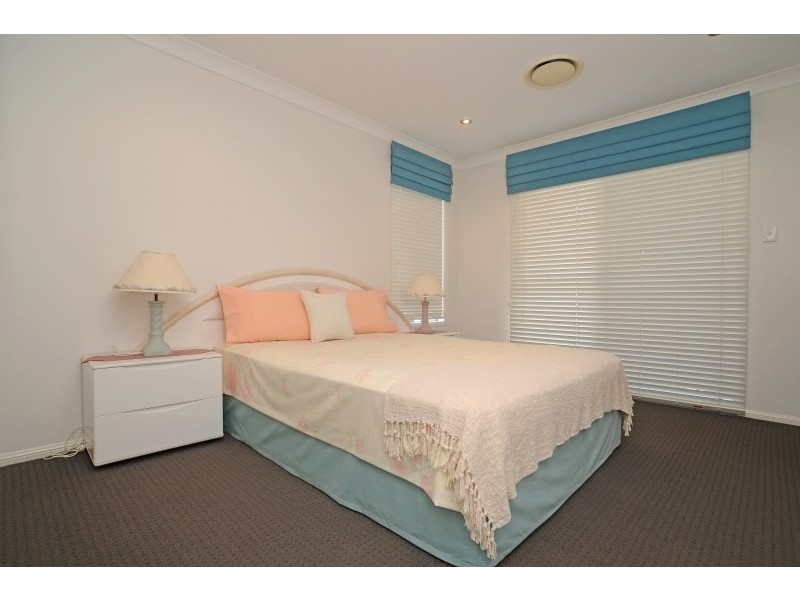 8 Gilgandra Close, Reedy Creek QLD 4227