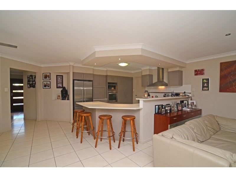 12 Peregrine Street, Reedy Creek QLD 4227