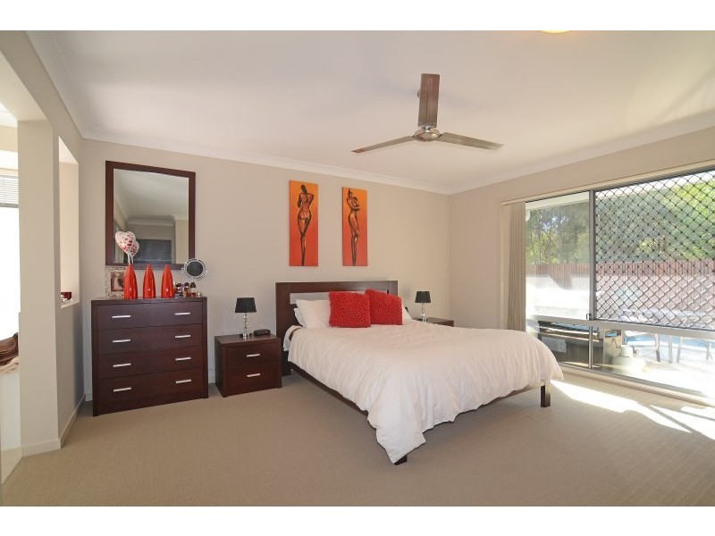 12 Peregrine Street, Reedy Creek QLD 4227