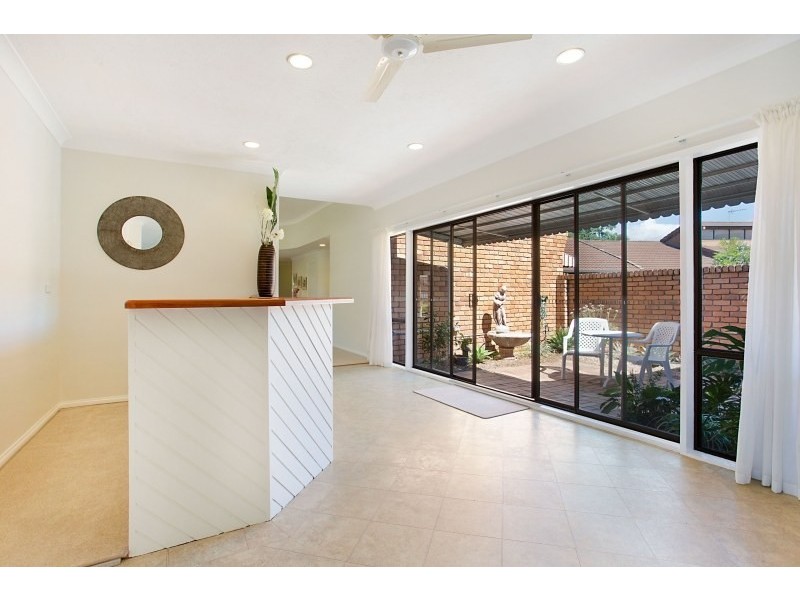 39/172 Barrier Reef Drive, Mermaid Waters QLD 4218