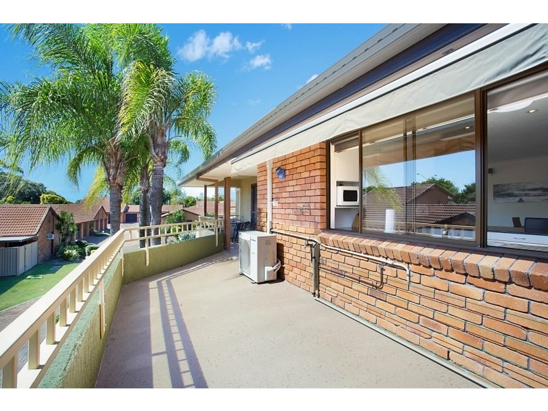 39/172 Barrier Reef Drive, Mermaid Waters QLD 4218