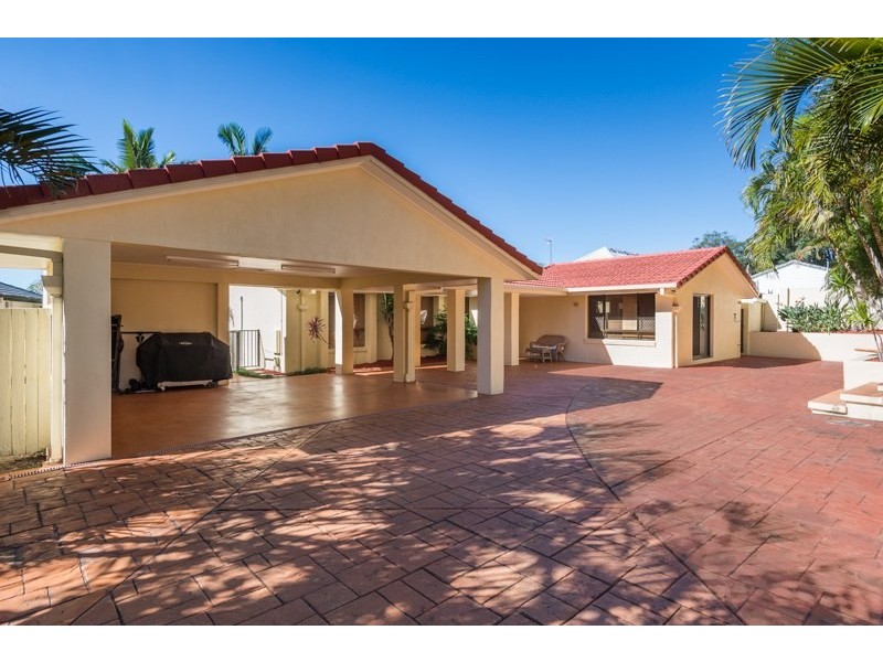 22a Homebush Drive, Robina QLD 4226