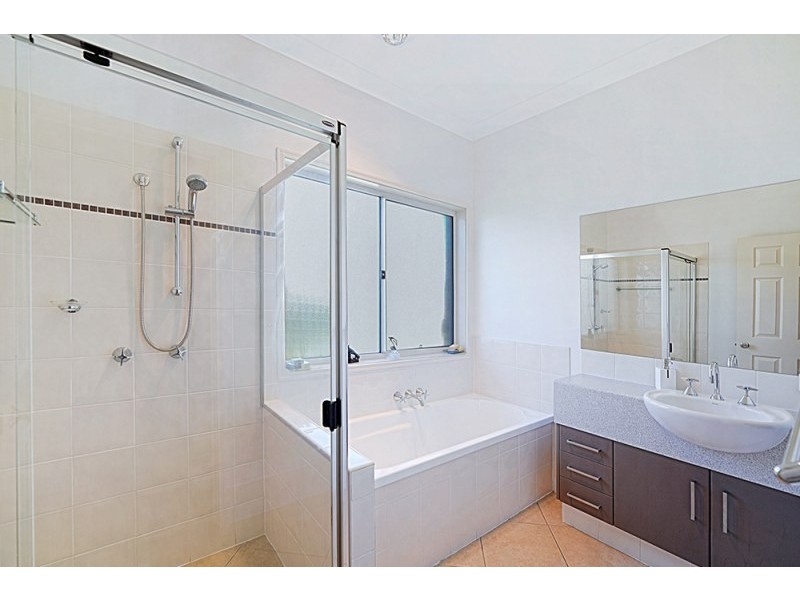 25 Heather Drive, Upper Coomera QLD 4209