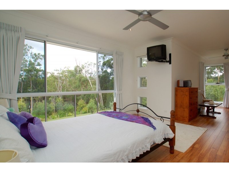 29 York Creek Crescent, Reedy Creek QLD 4227