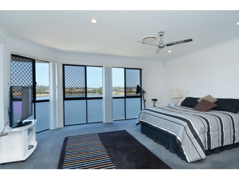 74 Honeyeater Drive, Burleigh Waters QLD 4220