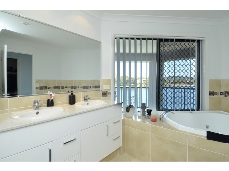 74 Honeyeater Drive, Burleigh Waters QLD 4220