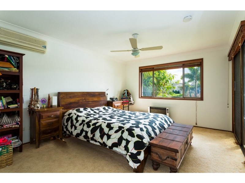 69 Guineas Creek Road, Currumbin Waters QLD 4223