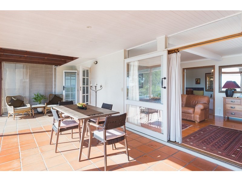 3/4 East Street, Burleigh Heads QLD 4220