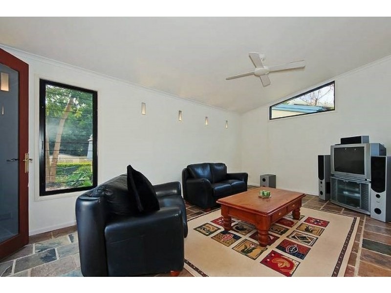 134 Alison Road, Carrara QLD 4211