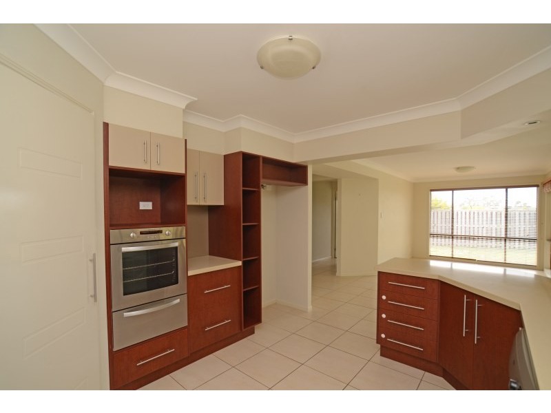 9 York Creek Crescent, Reedy Creek QLD 4227