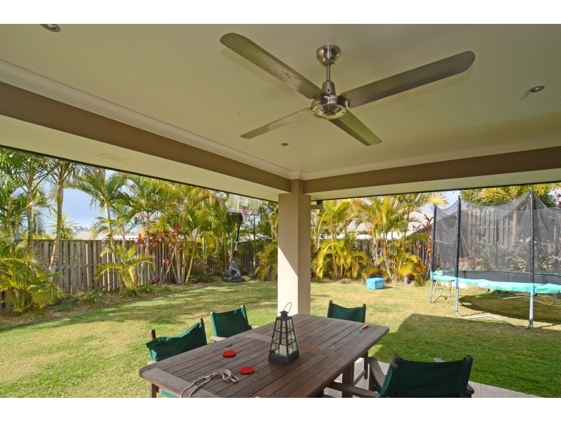 9 York Creek Crescent, Reedy Creek QLD 4227