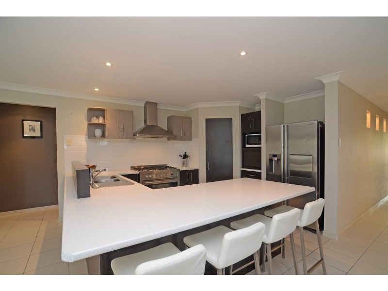 67 Observatory Drive, Reedy Creek QLD 4227