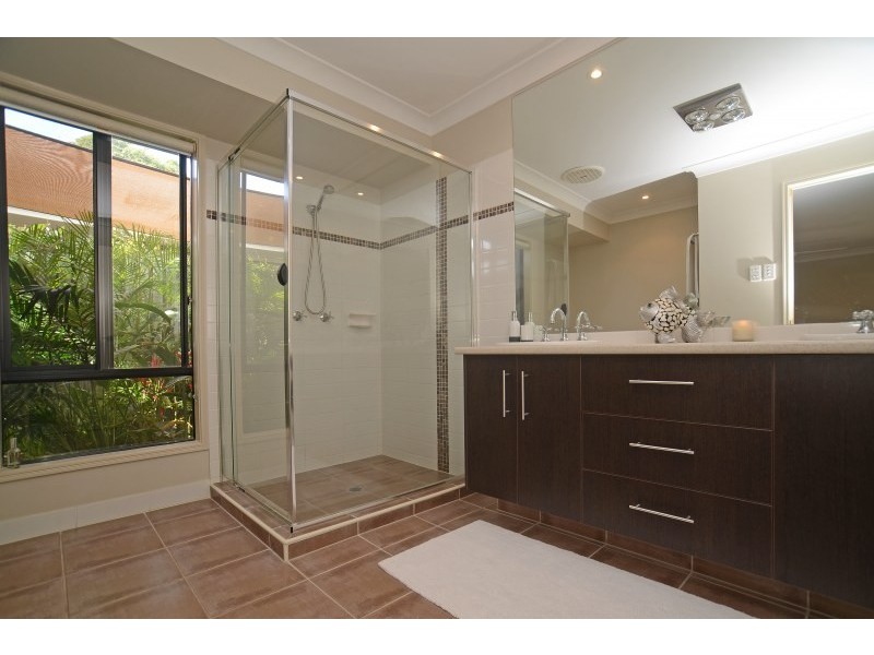 67 Observatory Drive, Reedy Creek QLD 4227