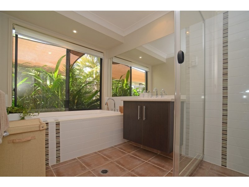 67 Observatory Drive, Reedy Creek QLD 4227
