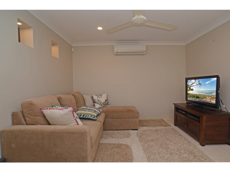 67 Observatory Drive, Reedy Creek QLD 4227