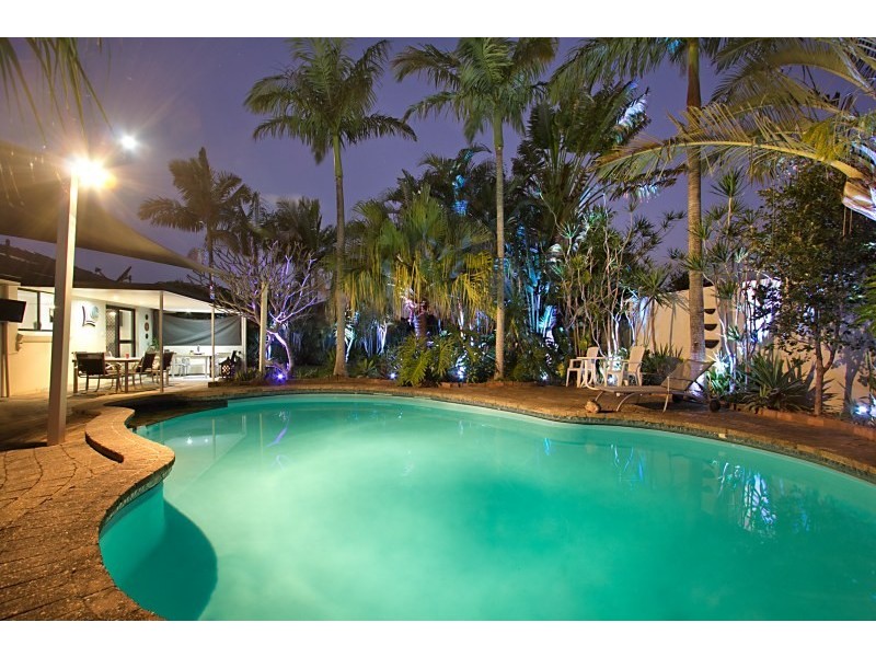 39 Rumrunner Street, Mermaid Waters QLD 4218