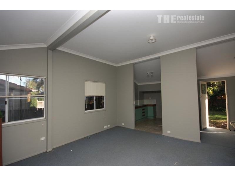 28 Evandale Crescent, Miami QLD 4220