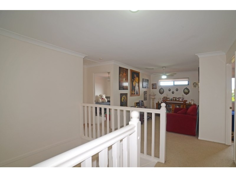 110 Dipper Drive, Burleigh Waters QLD 4220