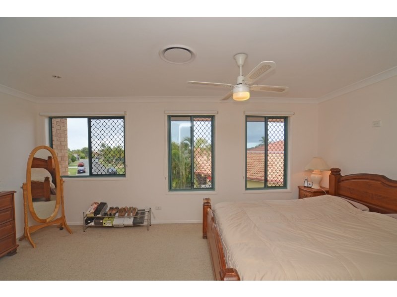 110 Dipper Drive, Burleigh Waters QLD 4220