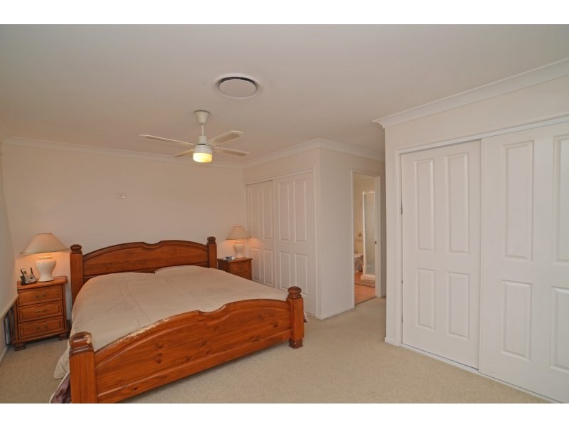 110 Dipper Drive, Burleigh Waters QLD 4220