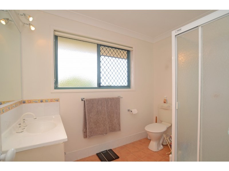 110 Dipper Drive, Burleigh Waters QLD 4220