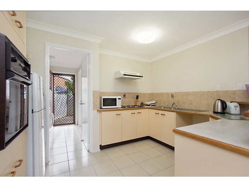 15/172 Barrier Reef Drive, Mermaid Waters QLD 4218