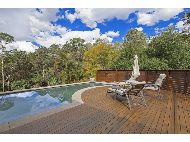 105 Henri Robert Drive, Clagiraba QLD 4211
