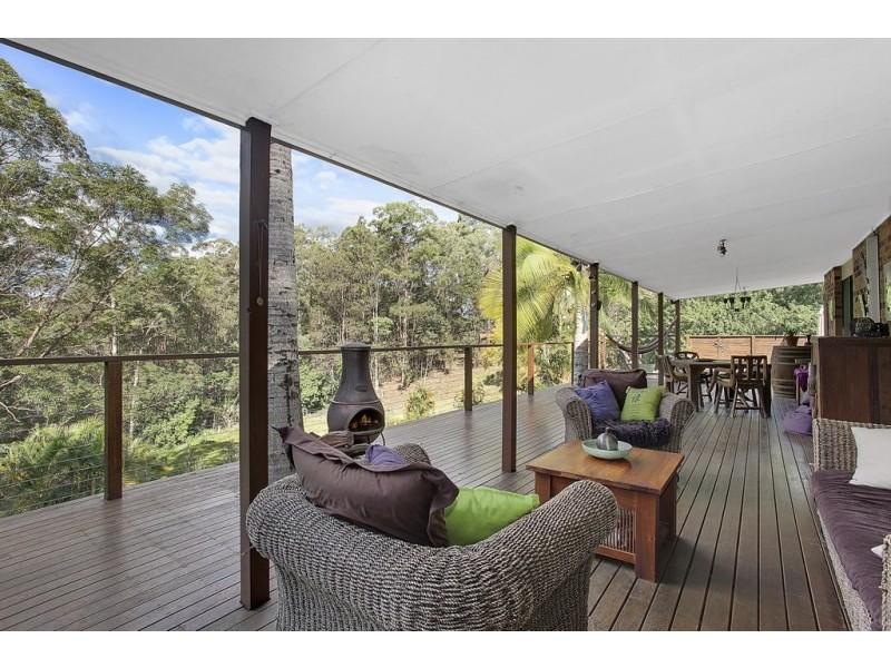 105 Henri Robert Drive, Clagiraba QLD 4211