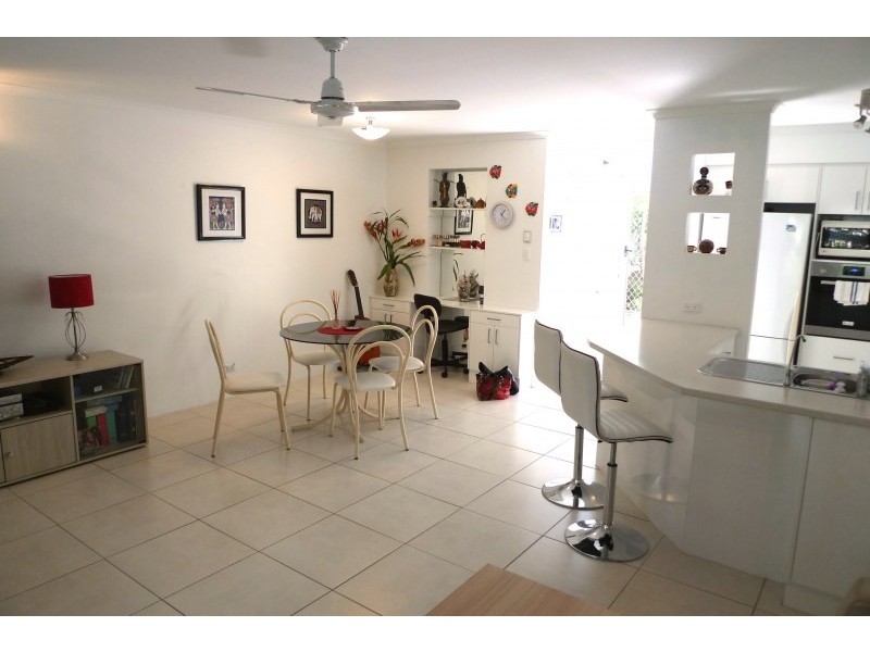 16 Crescent Avenue, Mermaid Beach QLD 4218