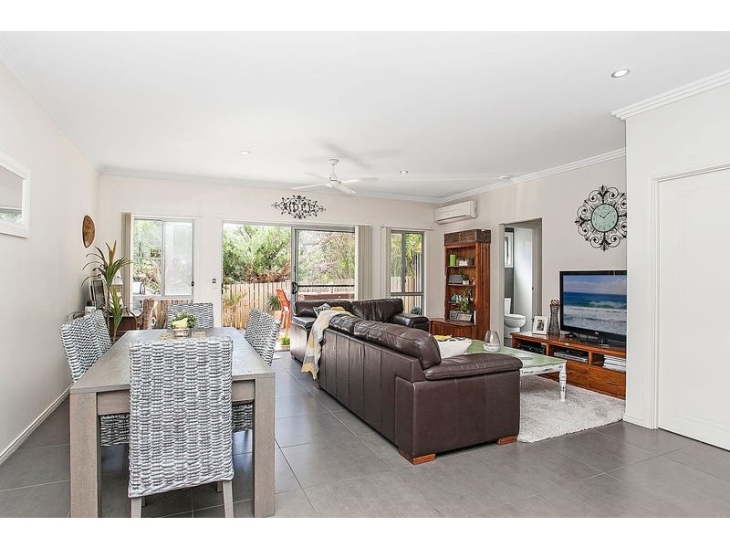 1/12 Careel Close, Helensvale QLD 4212