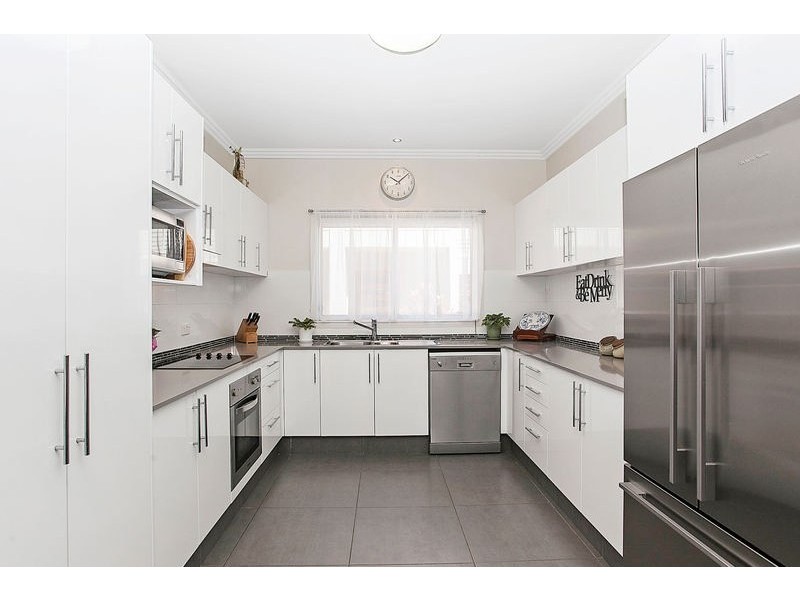 1/12 Careel Close, Helensvale QLD 4212