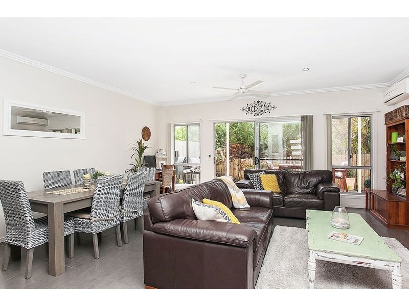 1/12 Careel Close, Helensvale QLD 4212