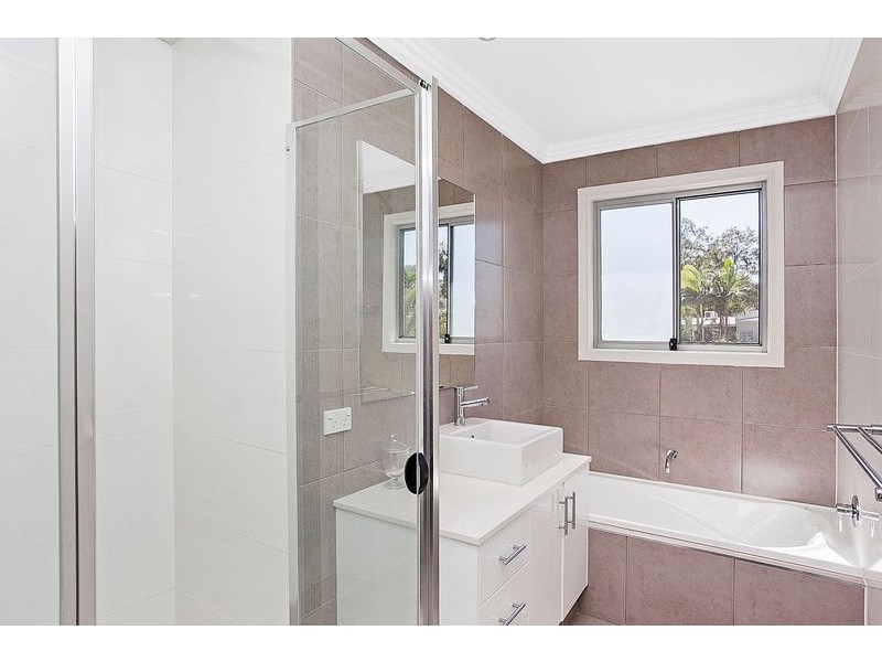 1/12 Careel Close, Helensvale QLD 4212