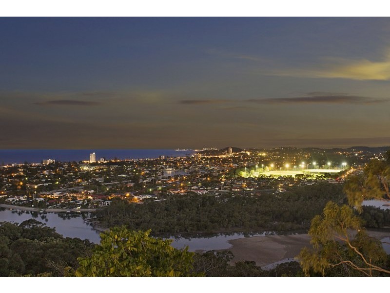 8 Gabrielle Grove, Burleigh Heads QLD 4220