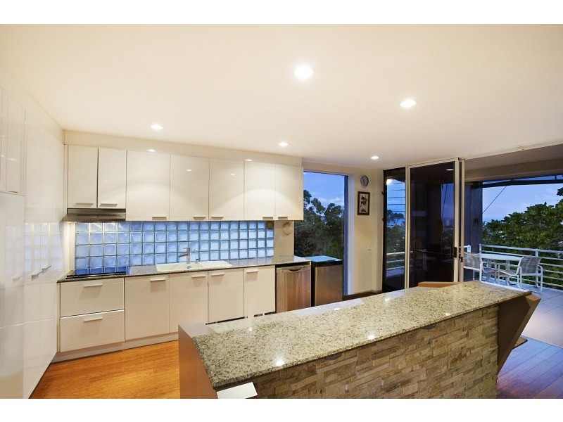 8 Gabrielle Grove, Burleigh Heads QLD 4220