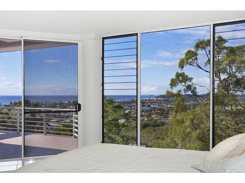 8 Gabrielle Grove, Burleigh Heads QLD 4220