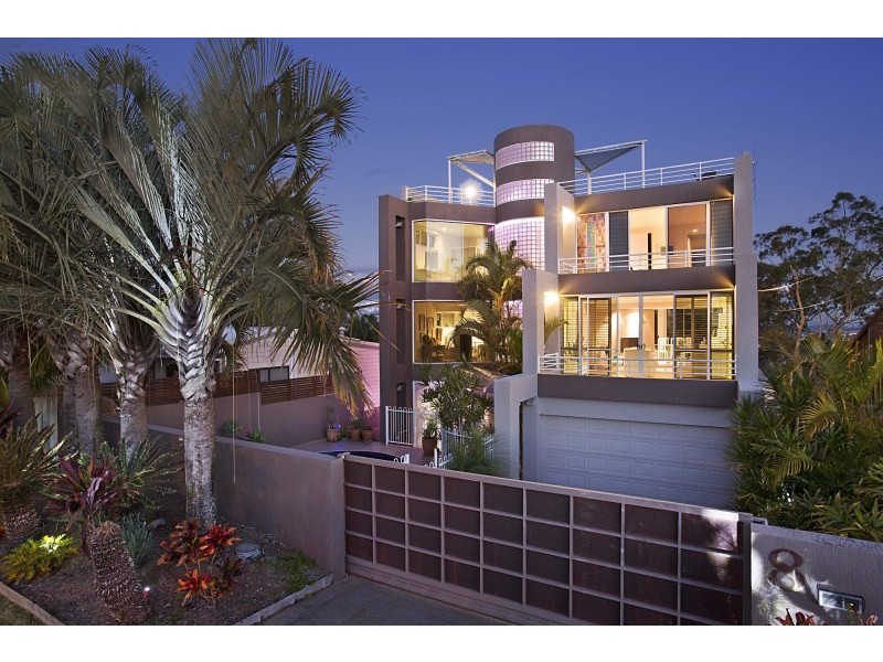 8 Gabrielle Grove, Burleigh Heads QLD 4220