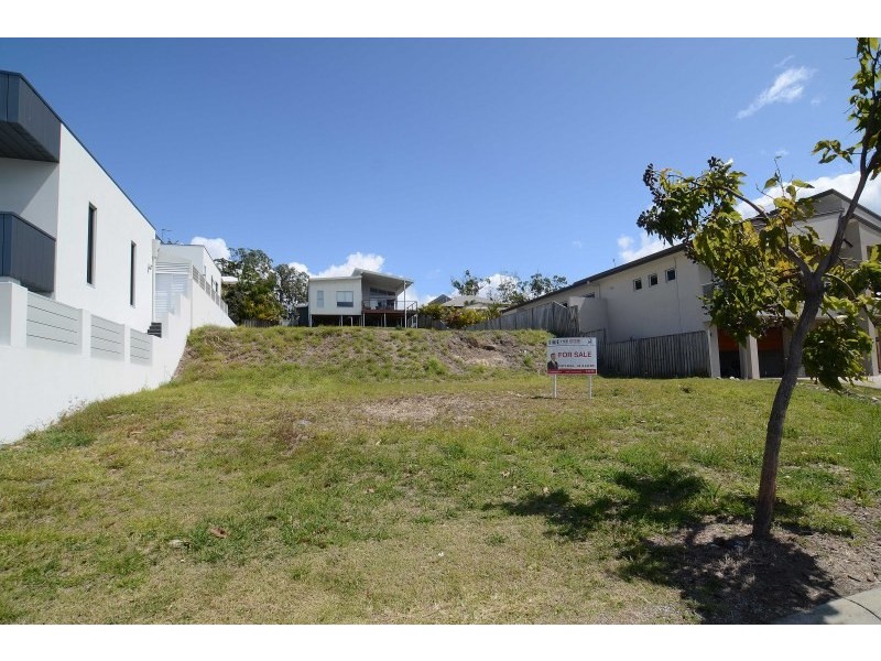 18 Koolang Crescent, Reedy Creek QLD 4227