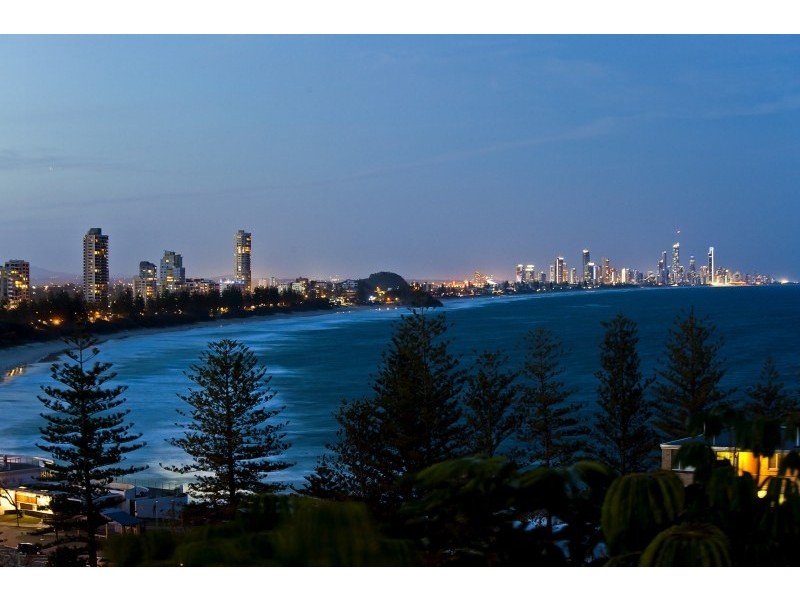2 Nathan Street, Burleigh Heads QLD 4220