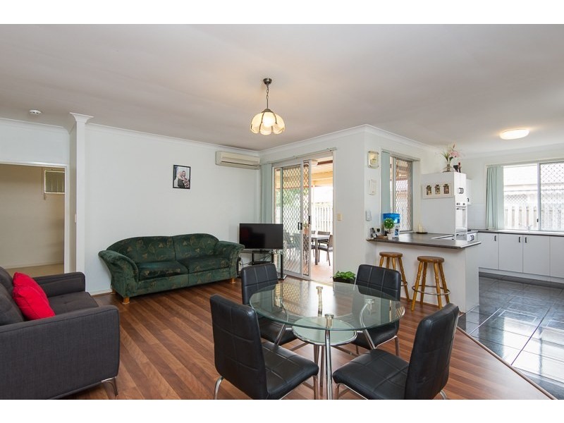 6 Goldfinch Avenue, Burleigh Waters QLD 4220