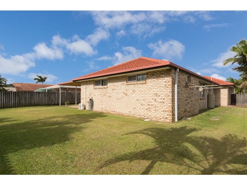 6 Goldfinch Avenue, Burleigh Waters QLD 4220