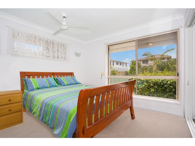 45 Galeen Drive, Burleigh Waters QLD 4220