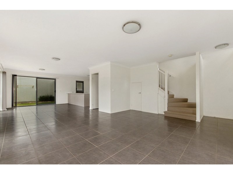 8/1 Christopher Street, Pimpama QLD 4209
