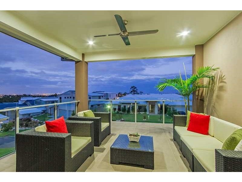 4 Monserrat Court, Reedy Creek QLD 4227